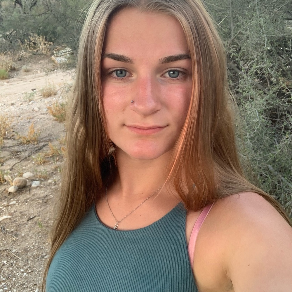 Meet your Posher, Annie